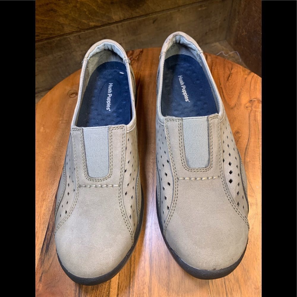 Hush Puppies comfort shoes.   Inv 5444